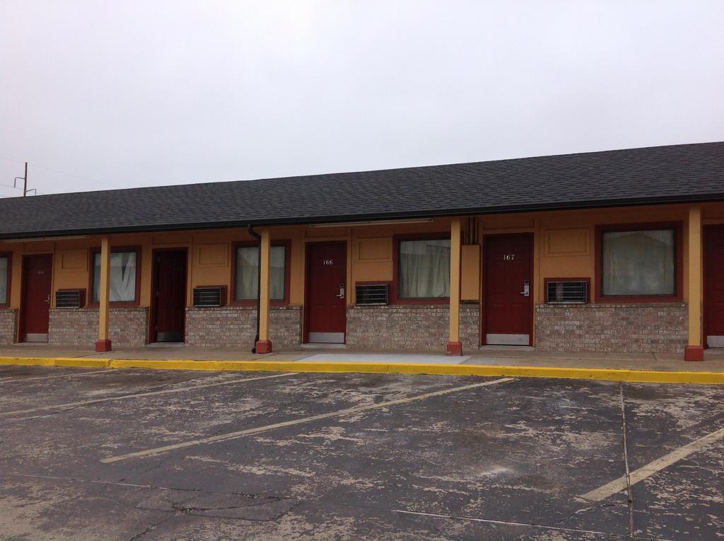 Interstate Inn Express Oakhurst Kültér fotó