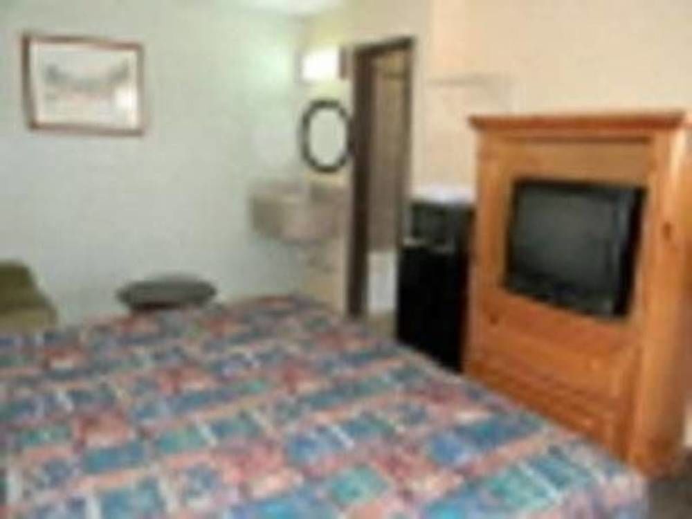 Interstate Inn Express Oakhurst Kültér fotó