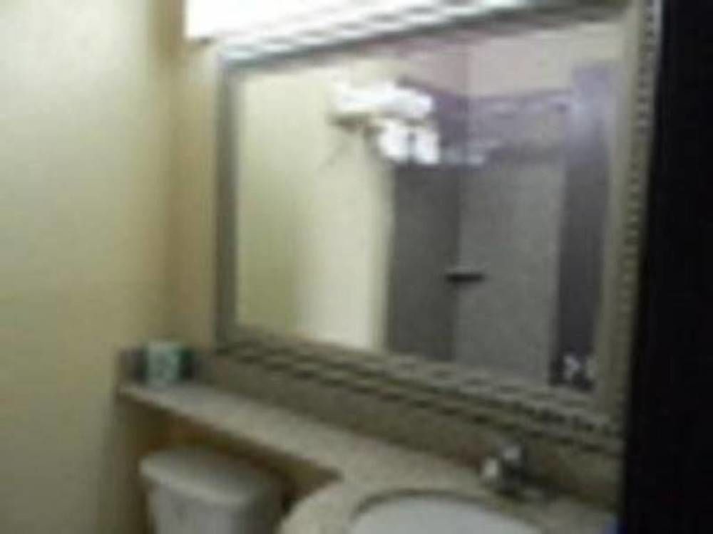 Interstate Inn Express Oakhurst Kültér fotó